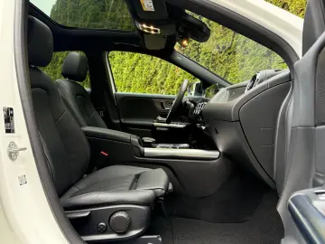 GLA 200 d 7G Night LED MBUX SHZ PANO 360  LEDER