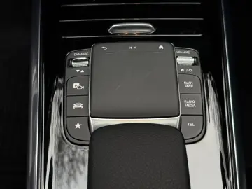 GLA 200 d 7G Night LED MBUX SHZ PANO 360  LEDER