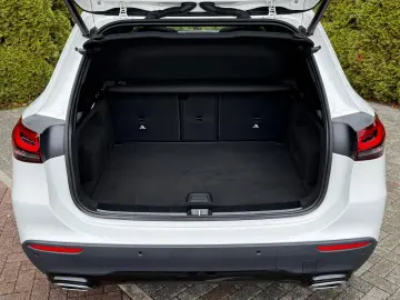 GLA 200 d 7G Night LED MBUX SHZ PANO 360  LEDER