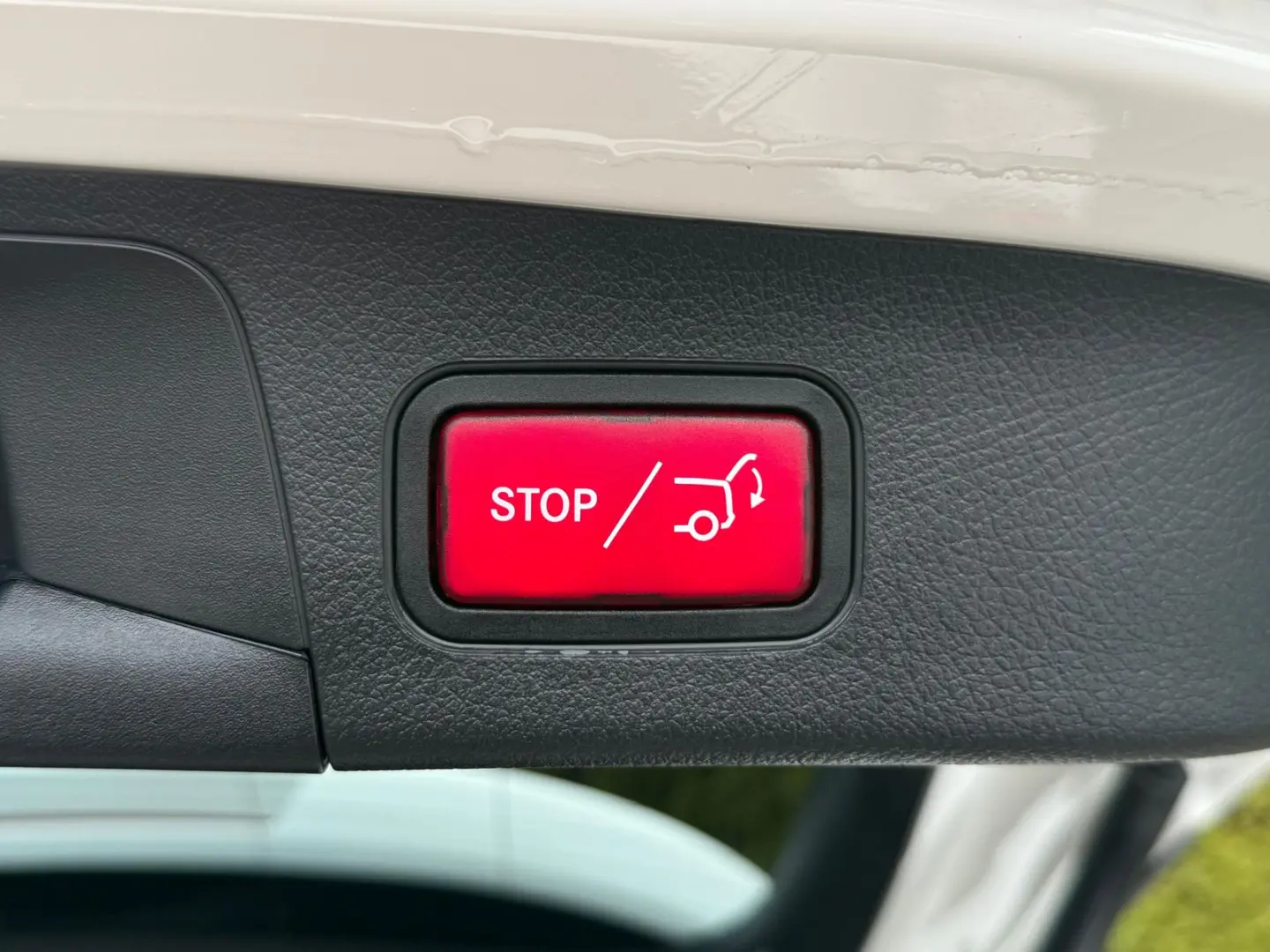 GLA 200 d 7G Night LED MBUX SHZ PANO 360  LEDER