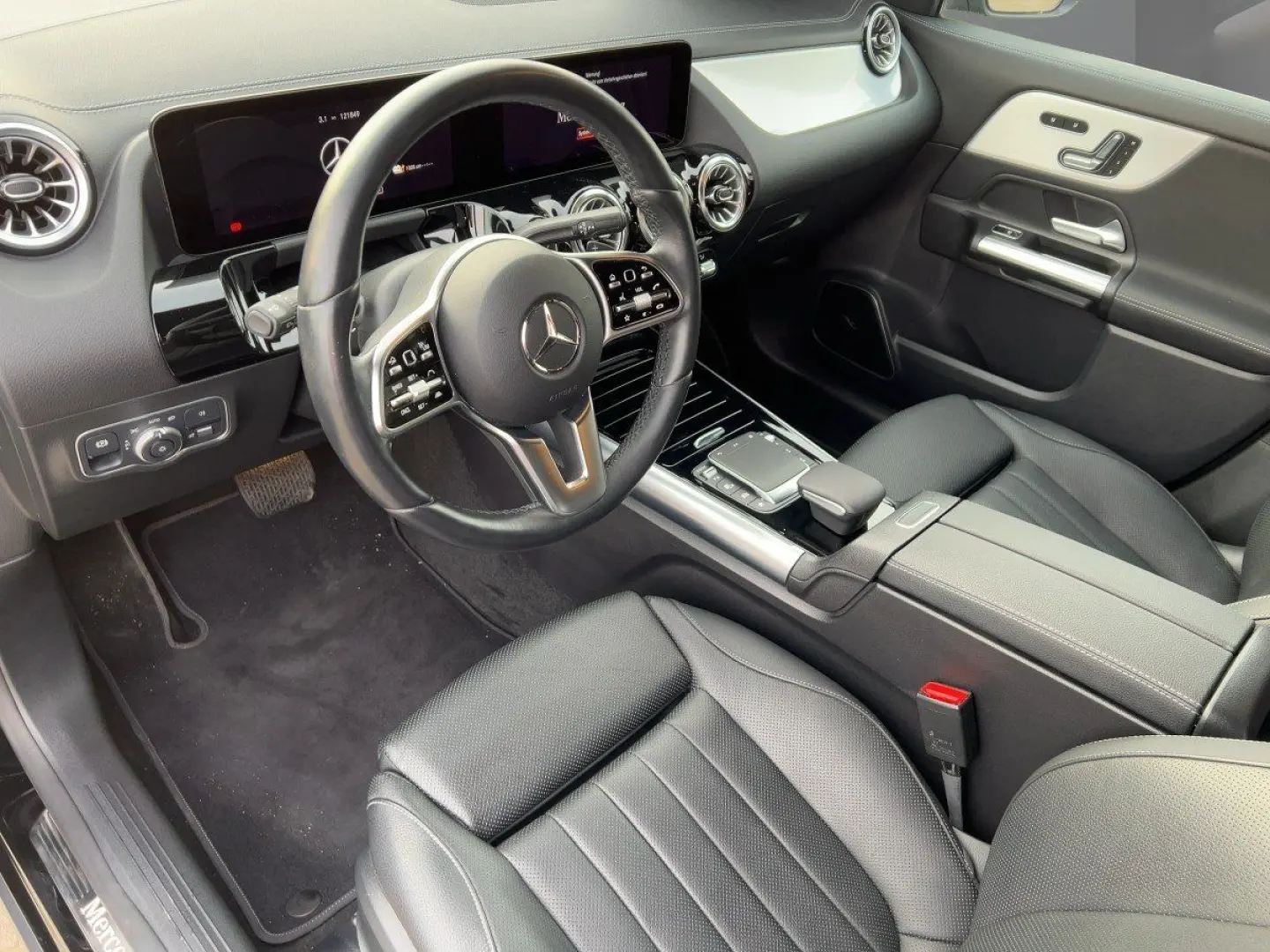 GLA 250 e Progressive Burm KeyGo MBeam TWA 360