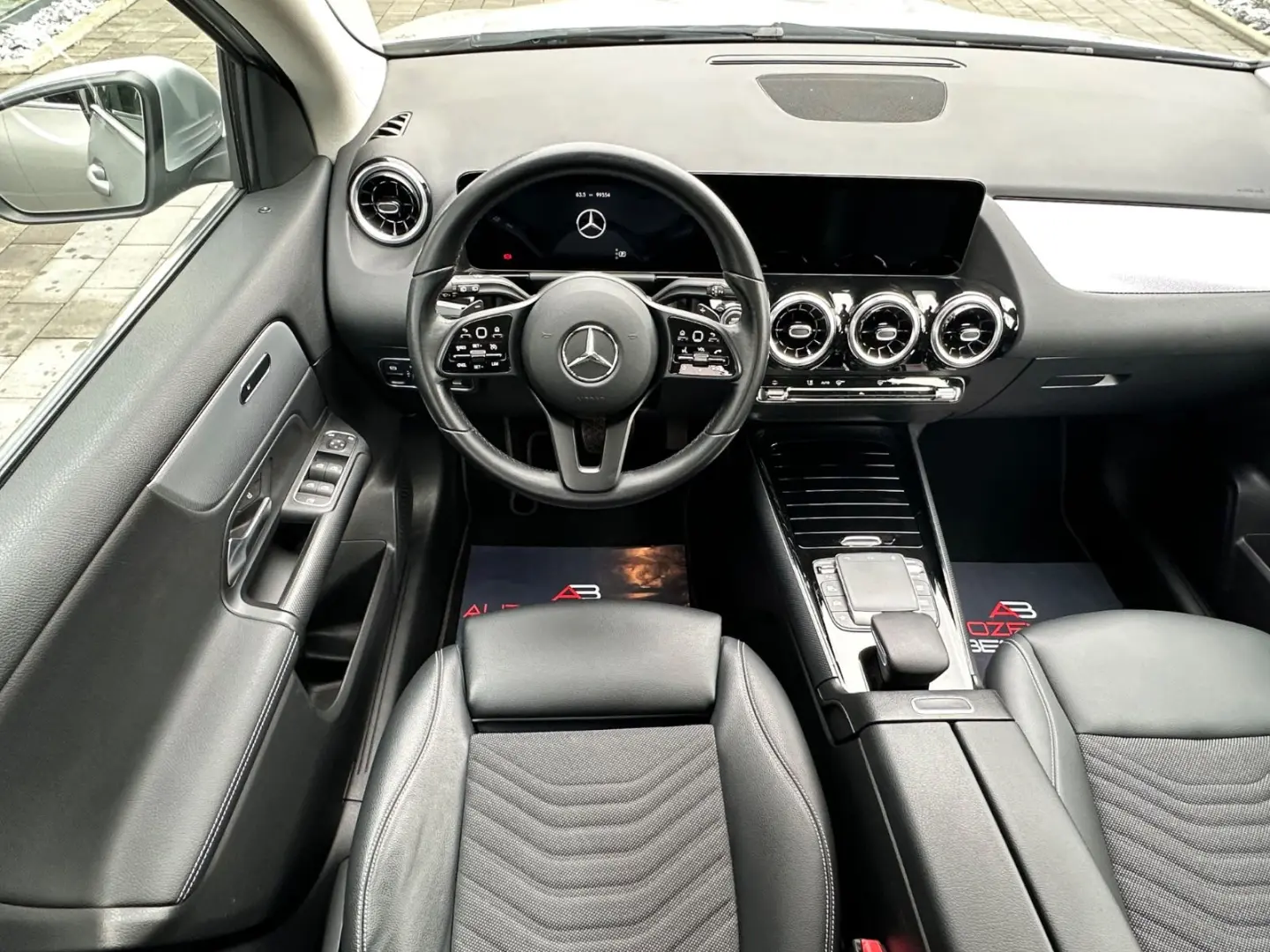 GLA 220d Style 4-Matic 1.HD KAMERA NAVI SHZG AHK