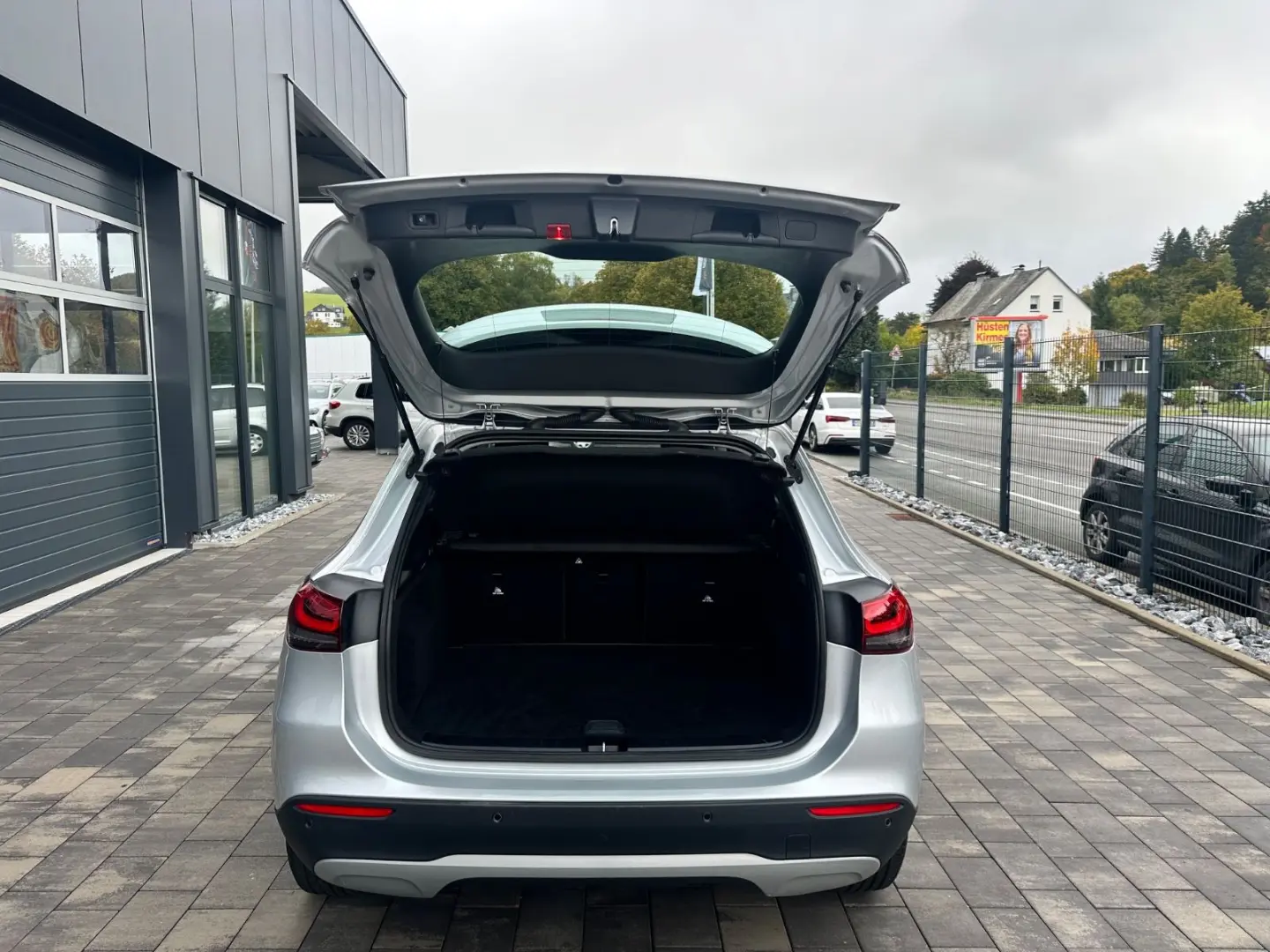 GLA 220d Style 4-Matic 1.HD KAMERA NAVI SHZG AHK