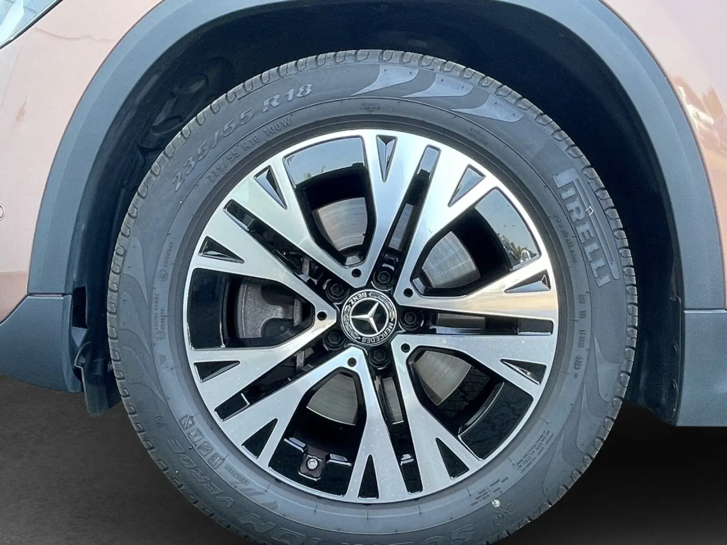 GLA 220 d 4M MOPF PROGRESSIVE 360 DISTR AHK MLED