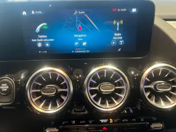 GLA 250 e Style Multibeam AHK 360 KAM Easy-Pack