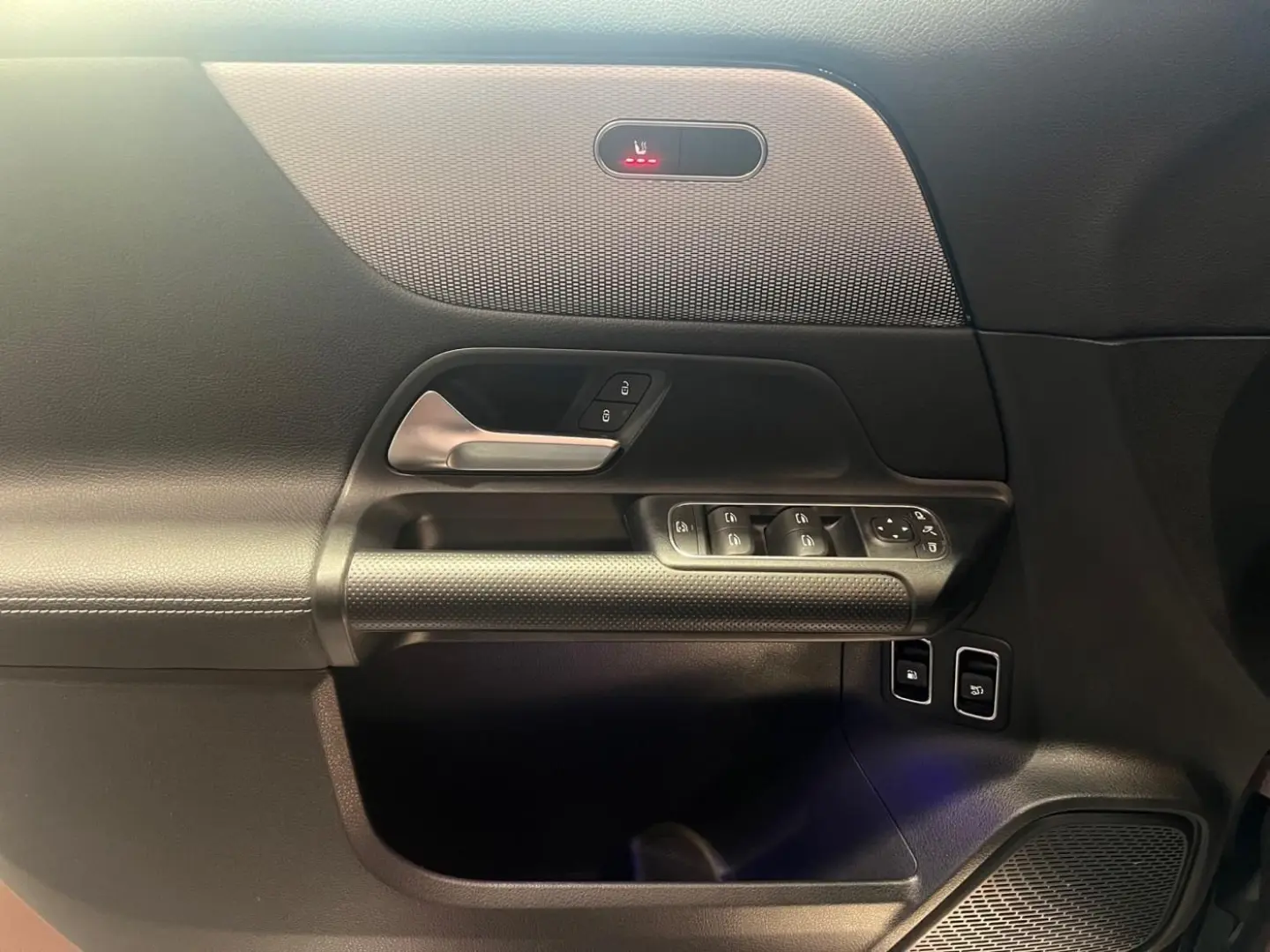 GLA 250 e Style Multibeam AHK 360 KAM Easy-Pack