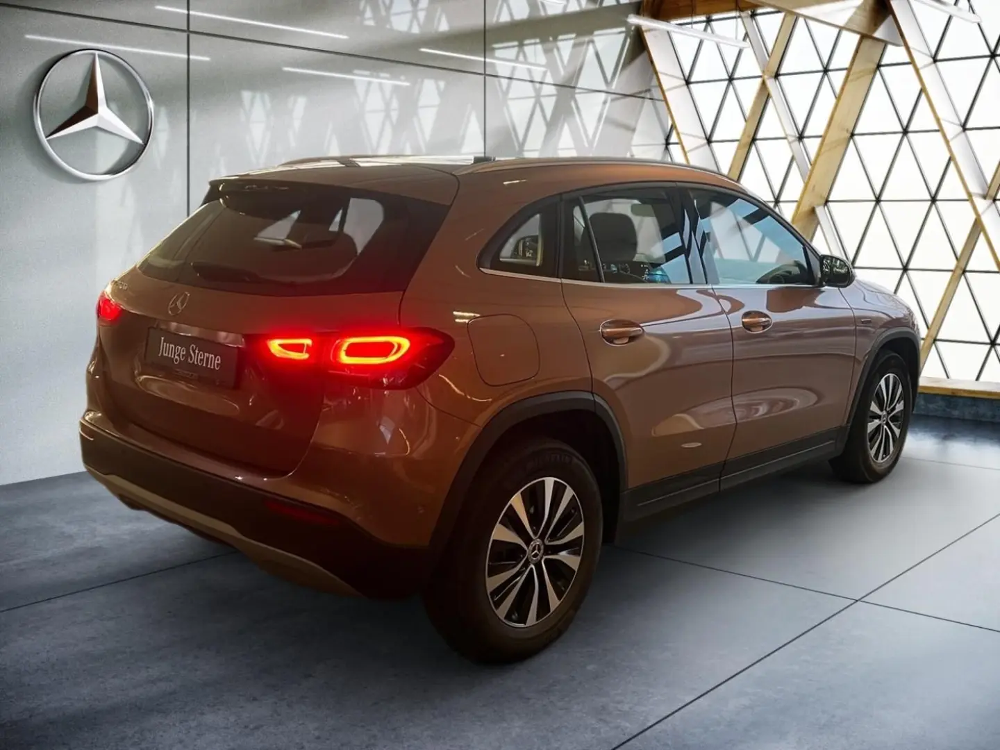 GLA 250 e Style Multibeam AHK 360 KAM Easy-Pack