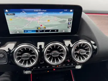 GLA 250 e NIGHT PANO HEADUP AMBIENTE KAMERA LED