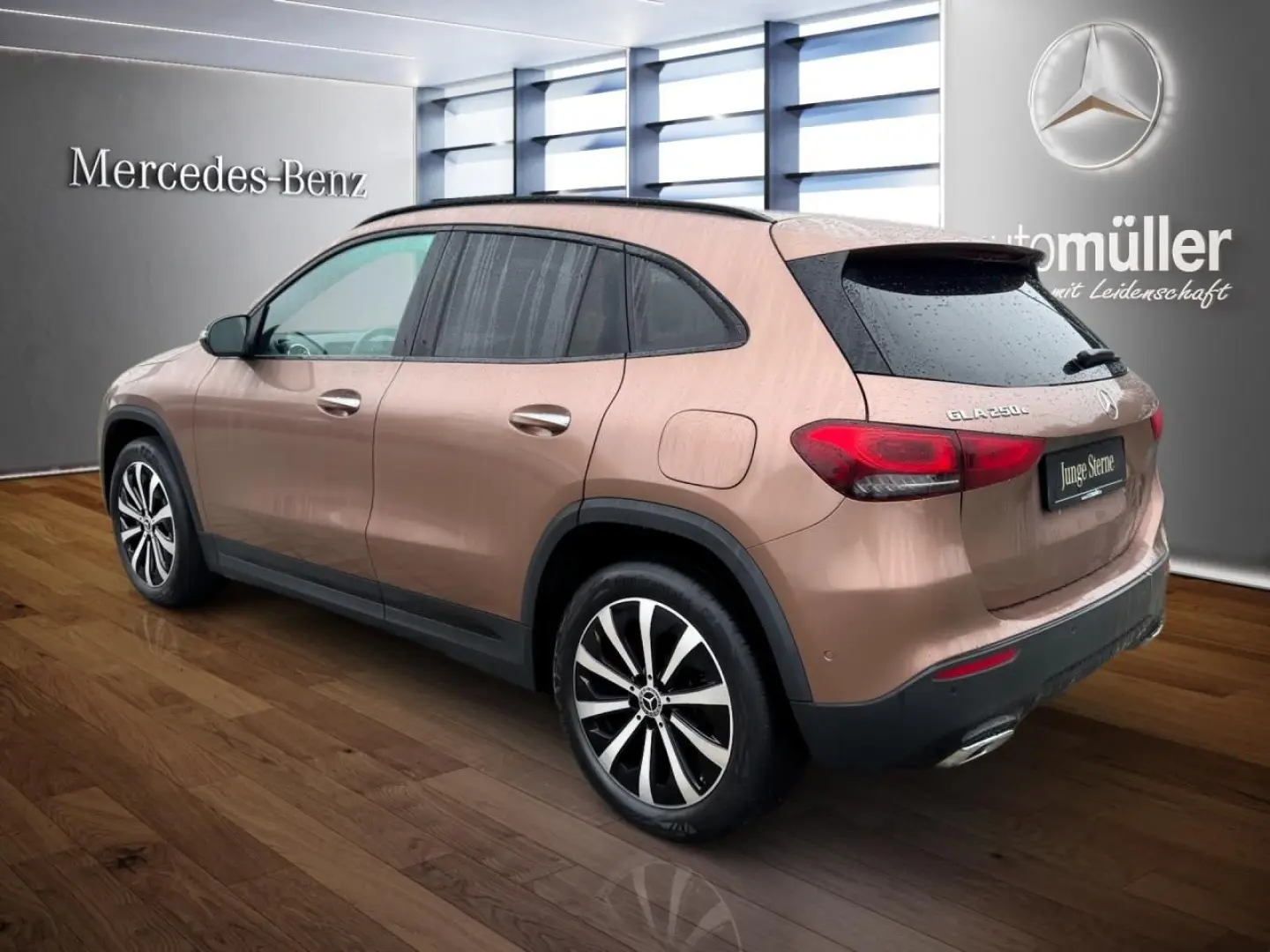 GLA 250 e NIGHT PANO HEADUP AMBIENTE KAMERA LED