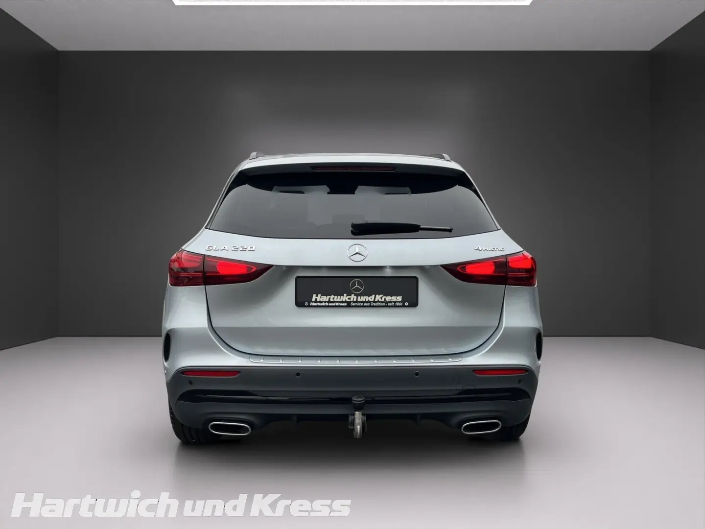 GLA 220 4Matic AMG Line AHK Pano Standhz Burmest