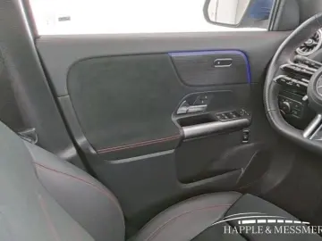 GLA 200 AMG Line (EURO 6e) AMG Prem. Pano.-Dach