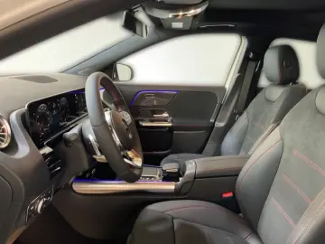 GLA 200 AMG  Kamera  Pano-D  CarPlay  Totw.