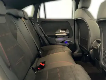 GLA 200 AMG  Kamera  Pano-D  CarPlay  Totw.