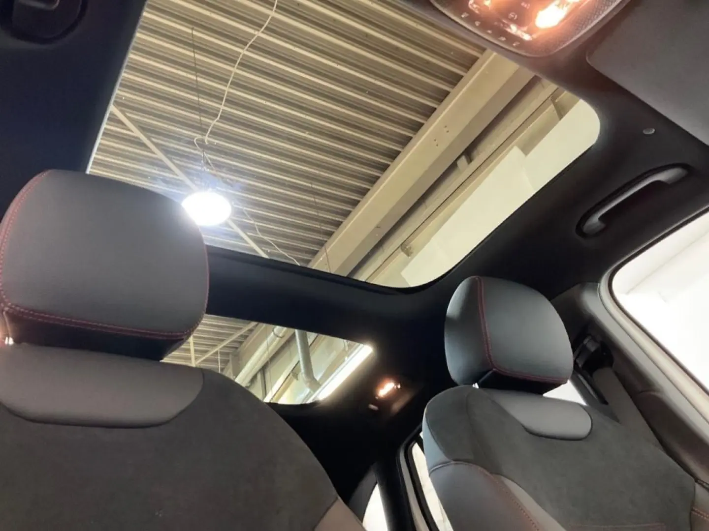 GLA 200 AMG  Kamera  Pano-D  CarPlay  Totw.