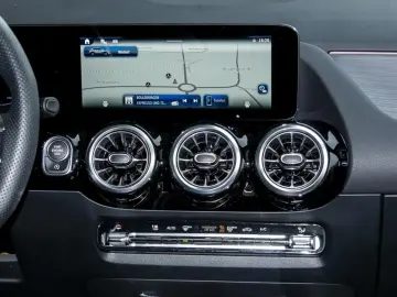 GLA 180 AMG-Sport Pano Night 360 MBeam Totw