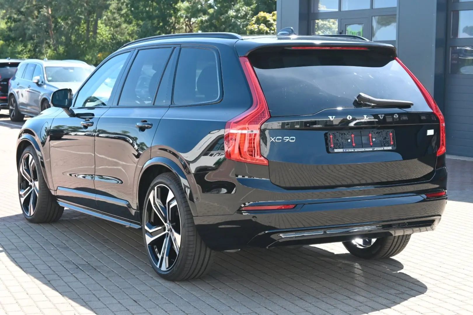 XC90 T8 Recharge AWD Ultra Dark LUFT B&W Massage