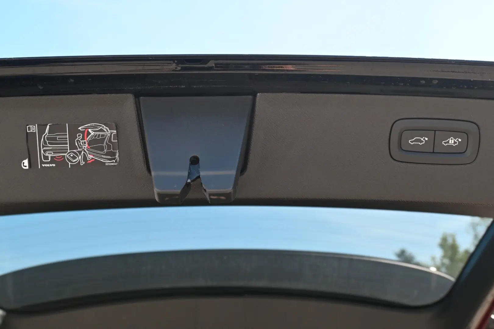 XC90 T8 Recharge AWD Ultra Dark LUFT B&W Massage