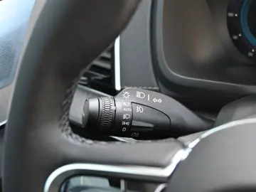 XC90 T8 Recharge AWD Ultra Dark LUFT B&W Massage