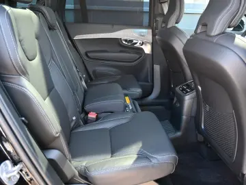 XC90 T8 Recharge AWD Ultra Dark LUFT B&W Massage