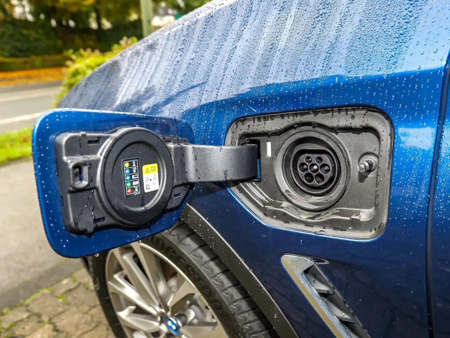 X3 xDrive30e Head-Up HiFi DAB LED WLAN Shz PDC