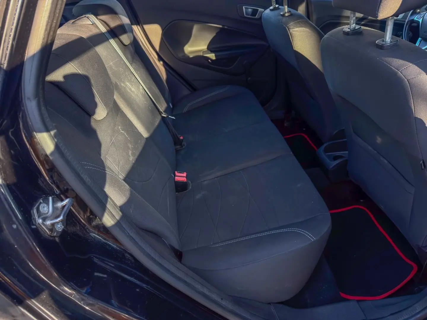 Ford Fiesta 2017 1 25 Ambiente