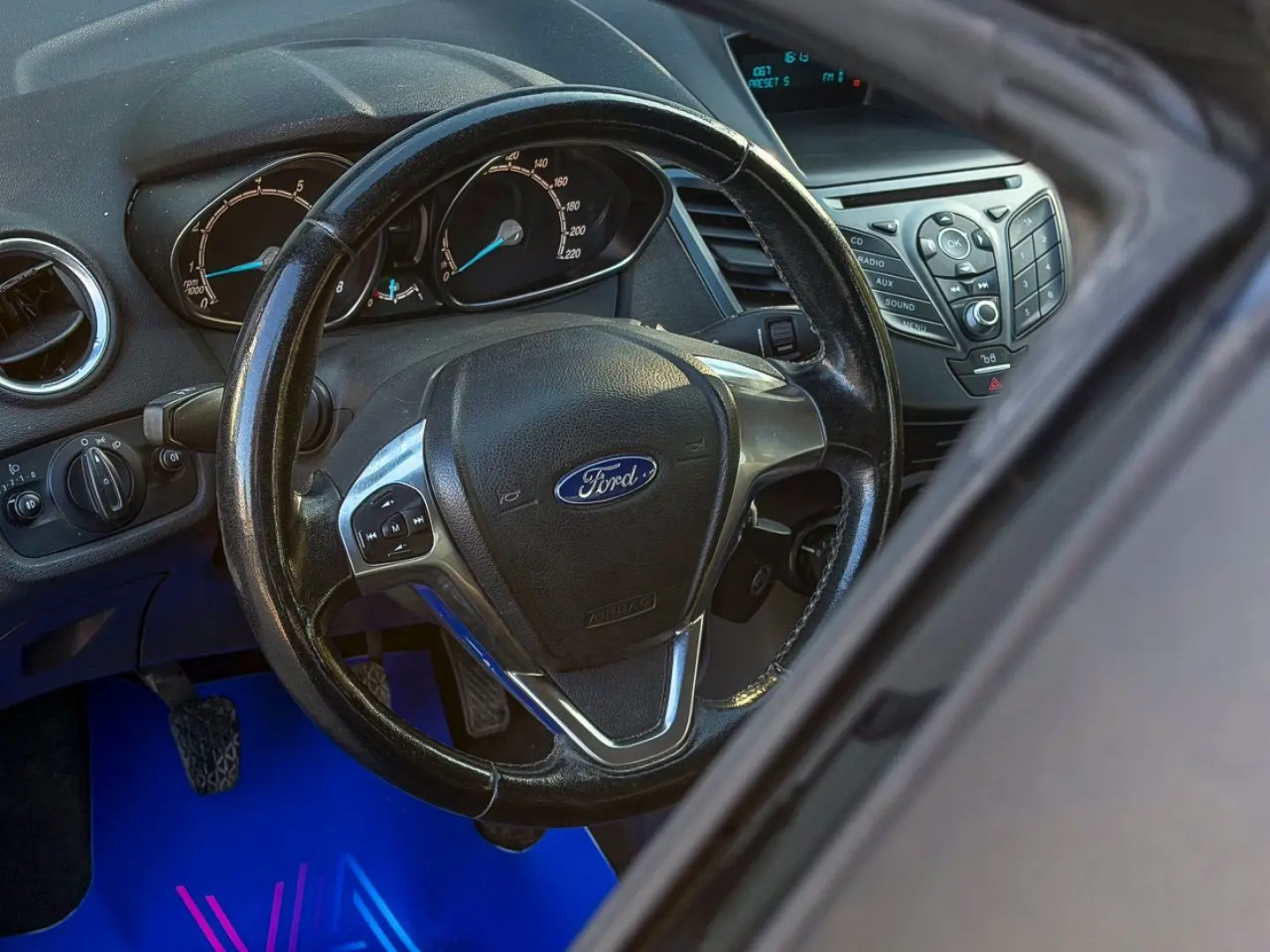 Ford Fiesta 2017 1 25 Ambiente