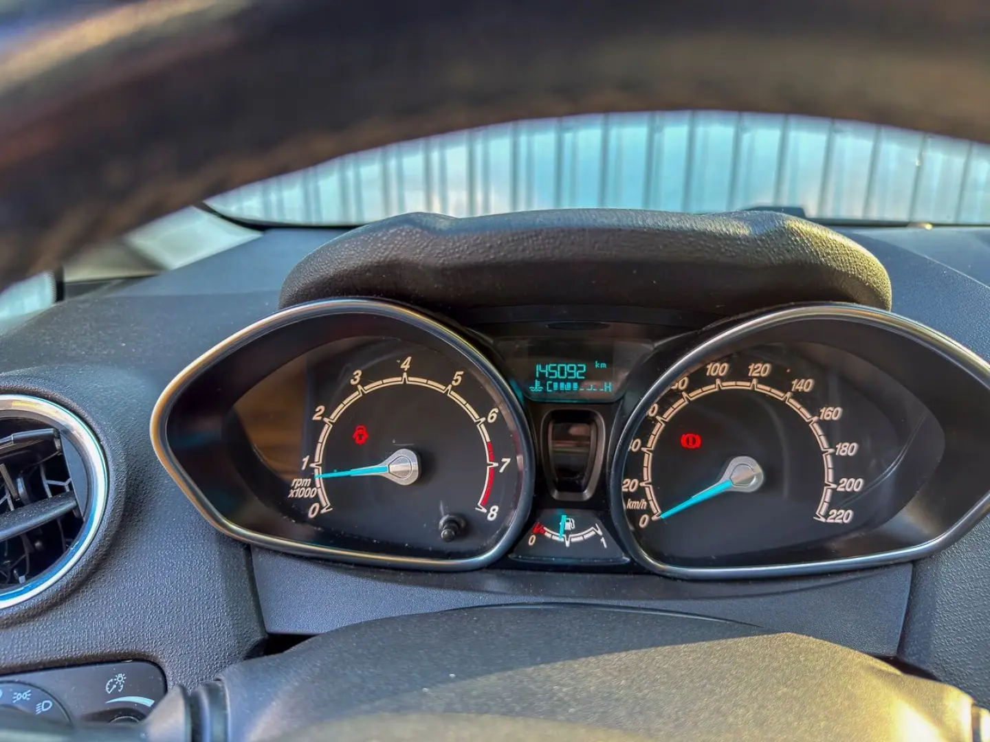 Ford Fiesta 2017 1 25 Ambiente