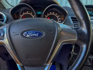 Ford Fiesta 2017 1 25 Ambiente