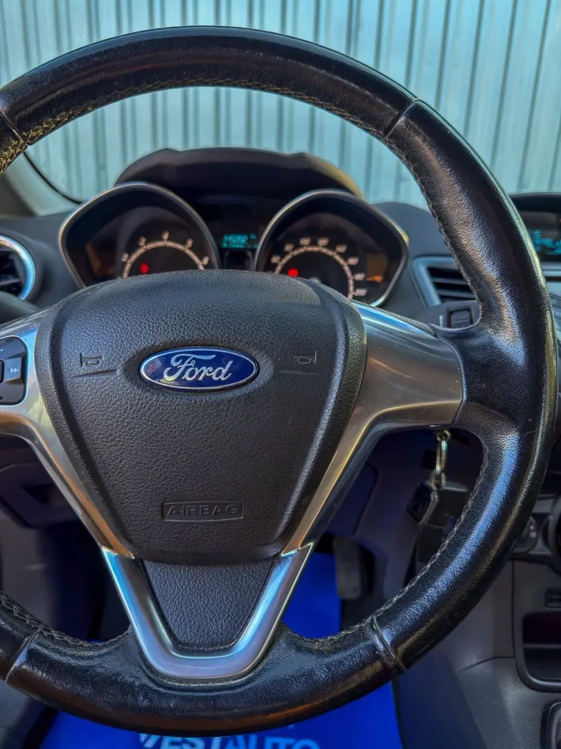 Ford Fiesta 2017 1 25 Ambiente