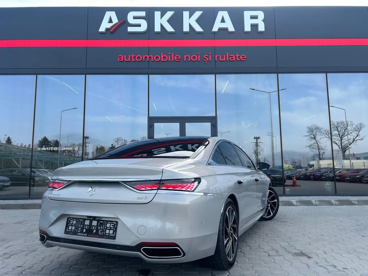 DS9 1.6 PHeV EAT8 PERFORMANCE Line   2021