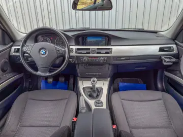 BMW Seria-3 2011 320d