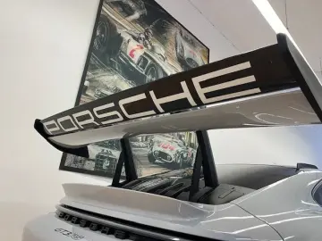 992 GT3 RS Weissach Paket Clubsportpaket