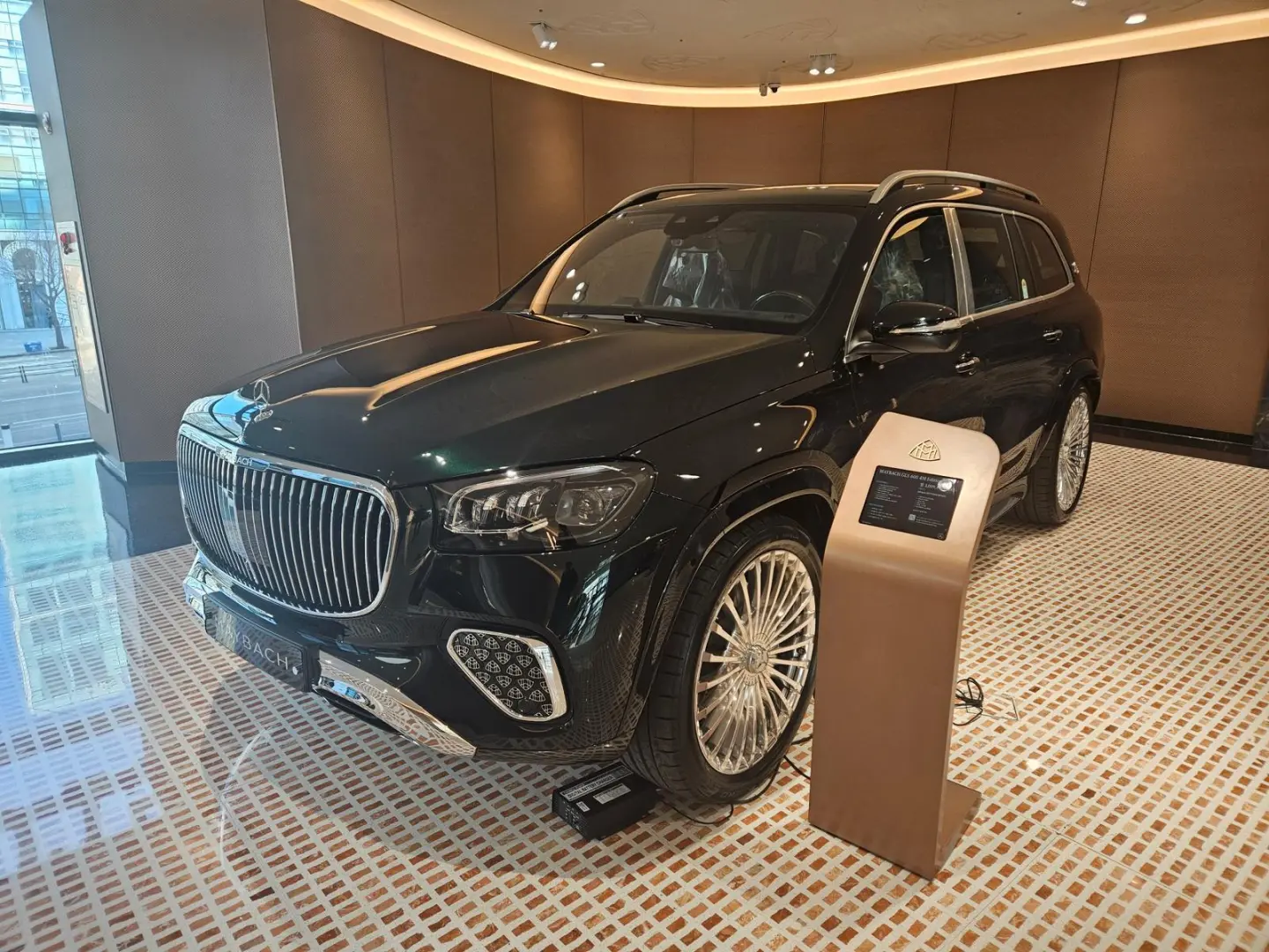 Mercedes-Benz GLS 600 MAYBACH