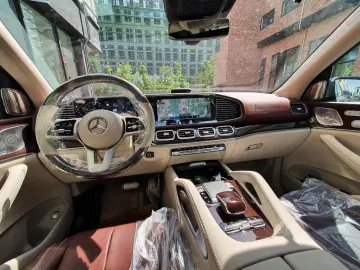 Mercedes-Benz GLS 600 MAYBACH