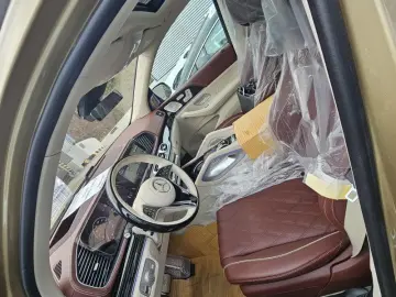 Mercedes-Benz GLS 600 MAYBACH