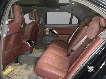 BMW 740 d xDrive M Sport