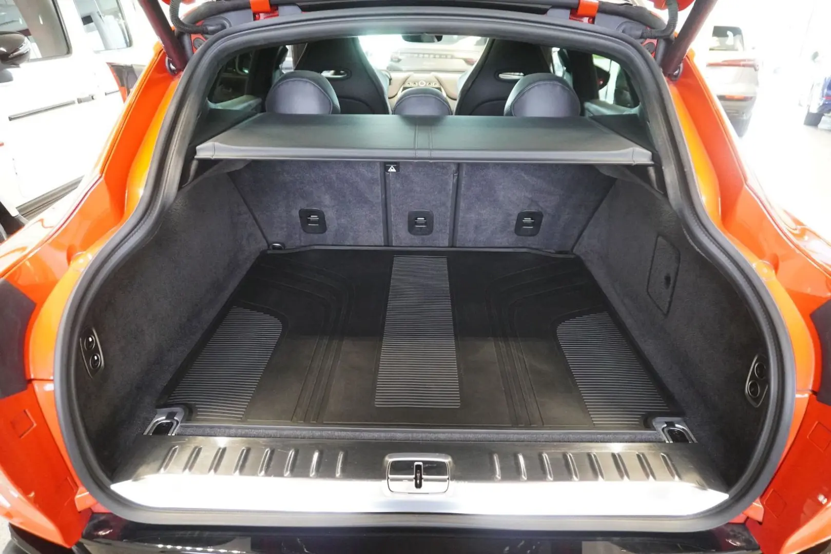 DBX 707  22  Jewellery Gloss Black Upper