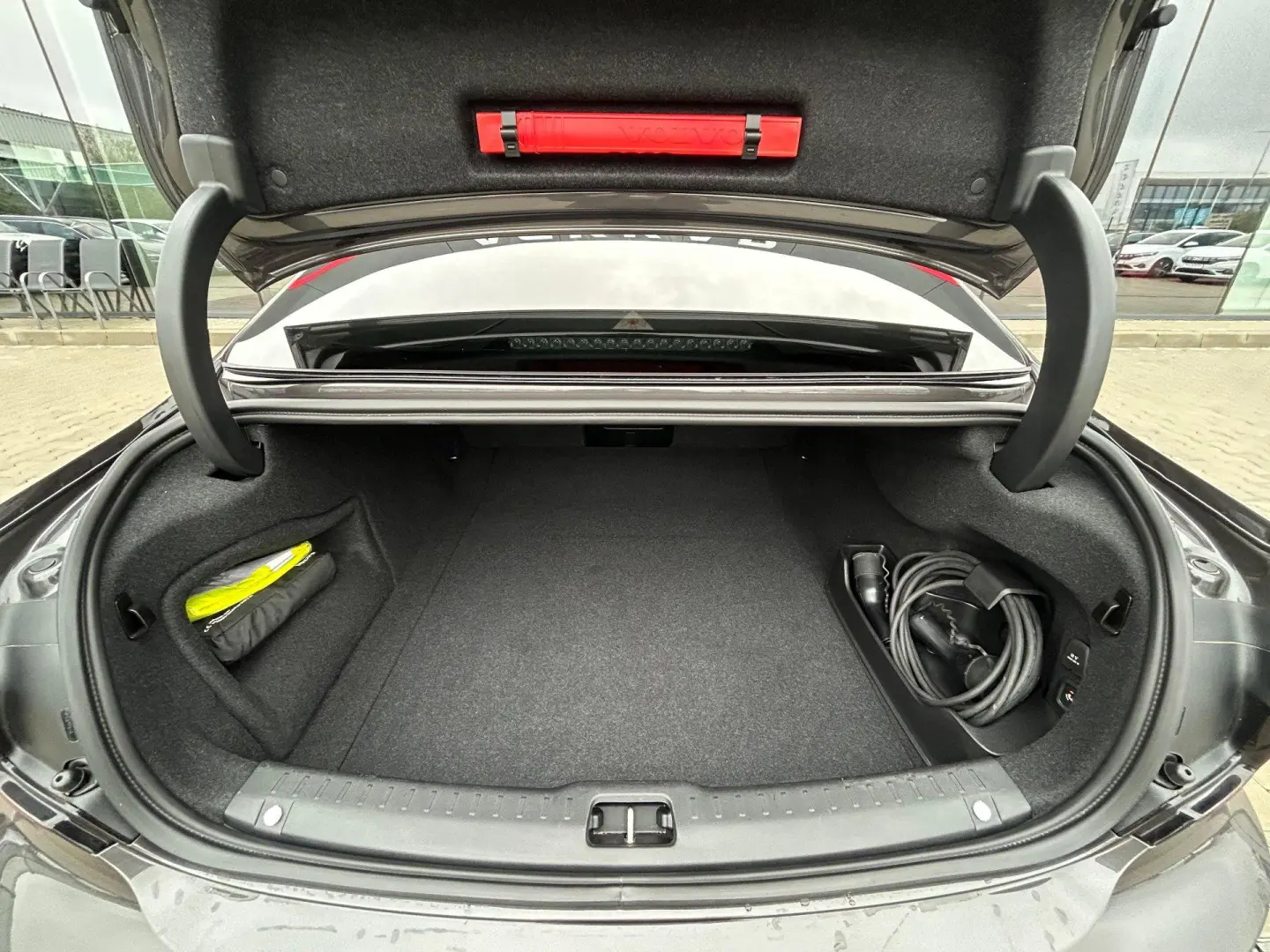 Volvo S90 T8 Recharge AWD Geartronic Inscription 2021