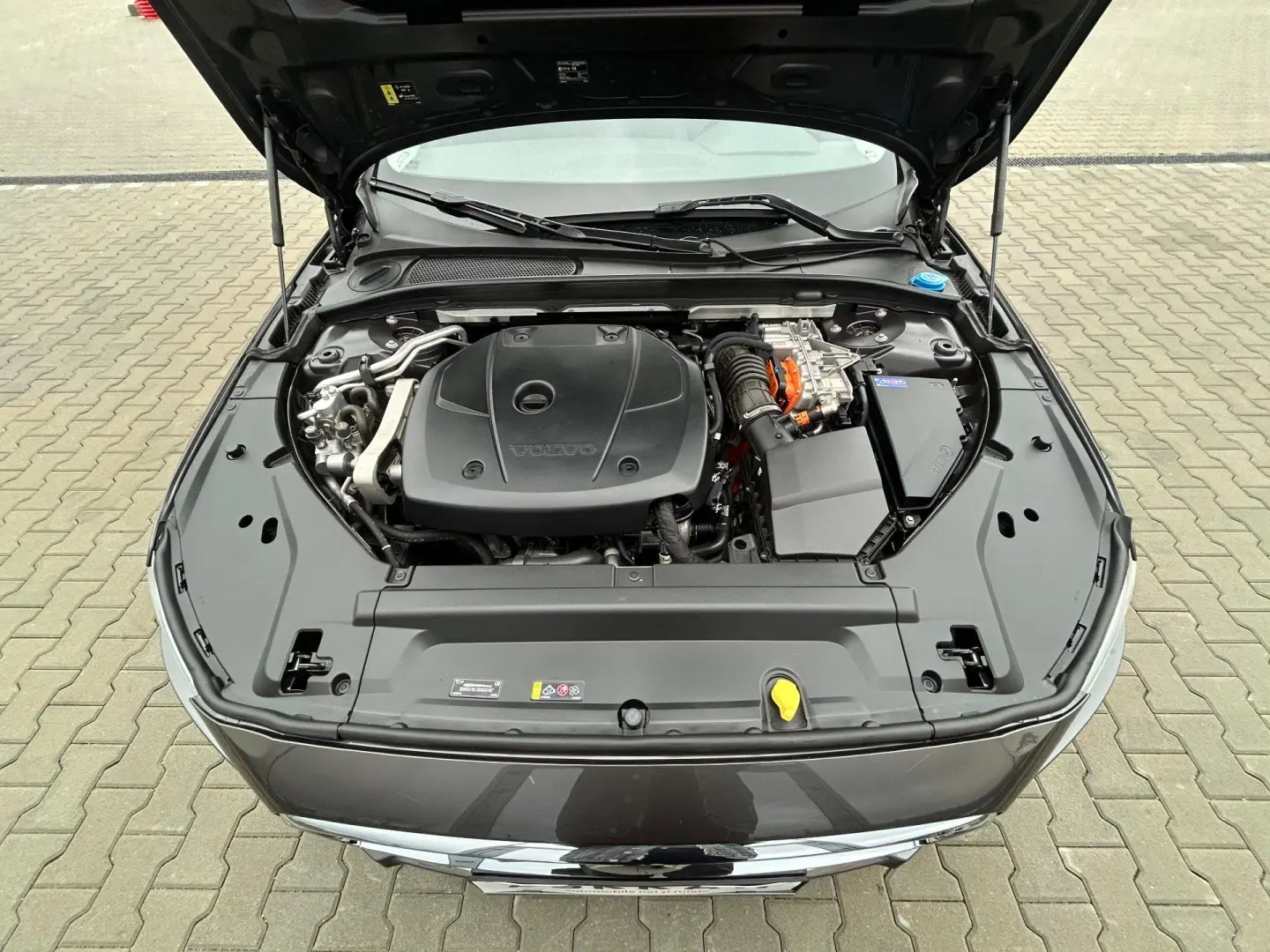 Volvo S90 T8 Recharge AWD Geartronic Inscription 2021