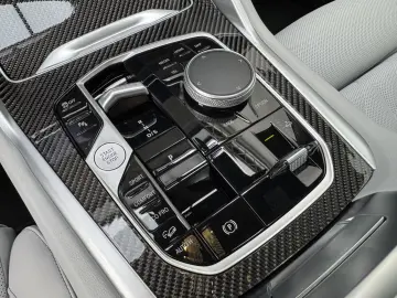 X6 xDrive30d M Sport Pro Luftfeder Pano ACC 360