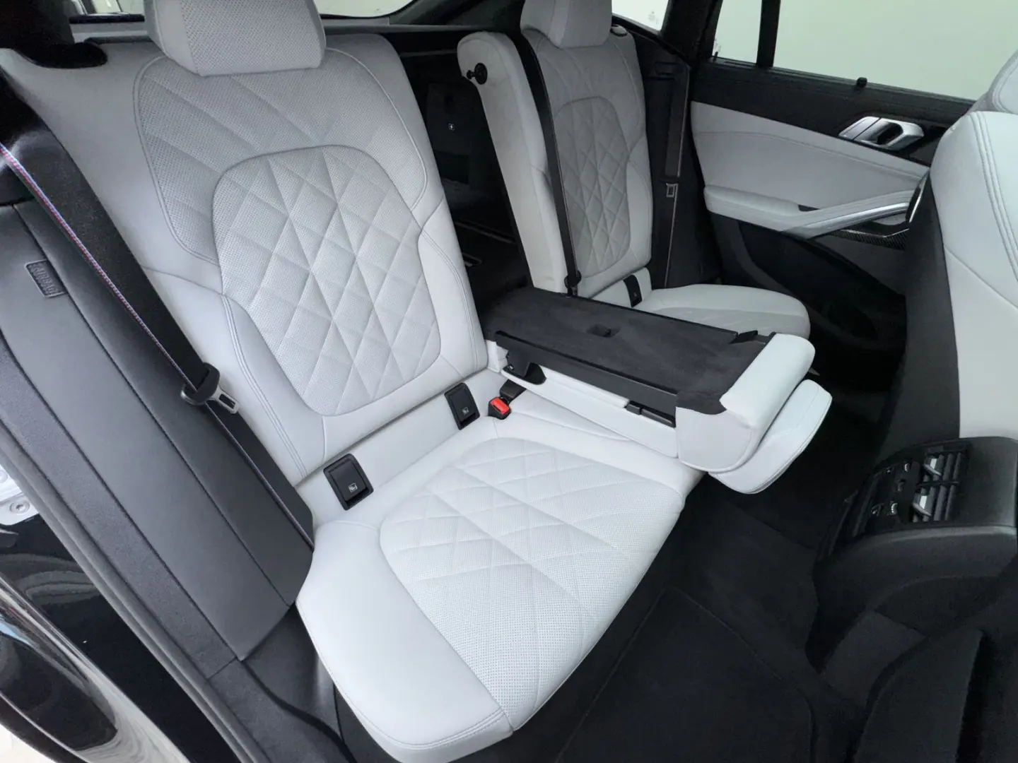 X6 xDrive30d M Sport Pro Luftfeder Pano ACC 360