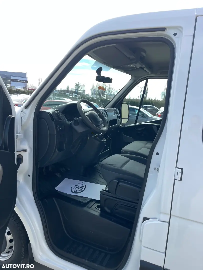 Renault Master Doka 7LOCURI