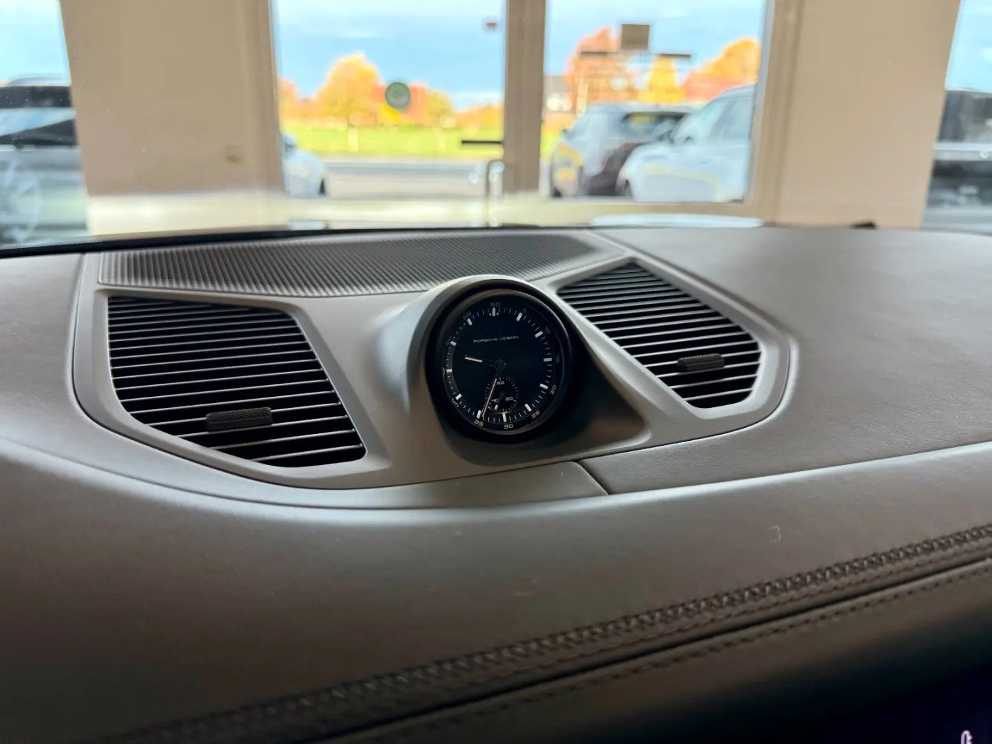 Cayenne Turbo E-Hybrid SportDesign PCCB PTS AHK