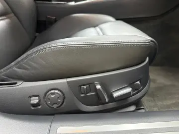 Audi S8 5.2 FSI quattro