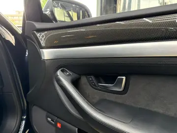 Audi S8 5.2 FSI quattro