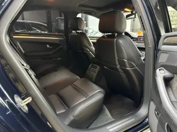 Audi S8 5.2 FSI quattro