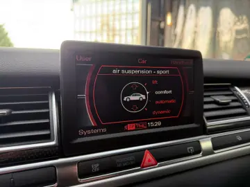 Audi S8 5.2 FSI quattro