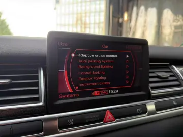 Audi S8 5.2 FSI quattro