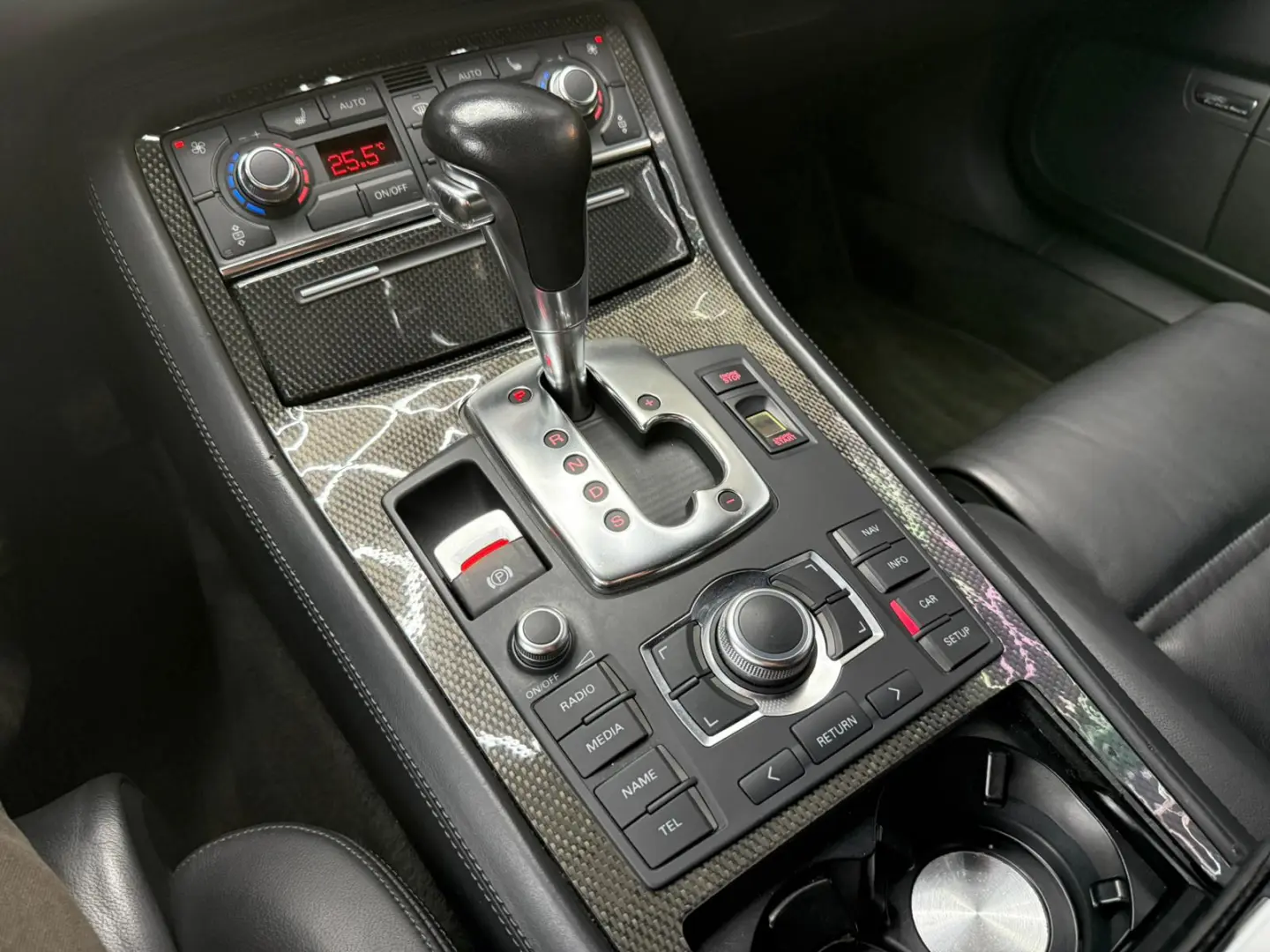 Audi S8 5.2 FSI quattro