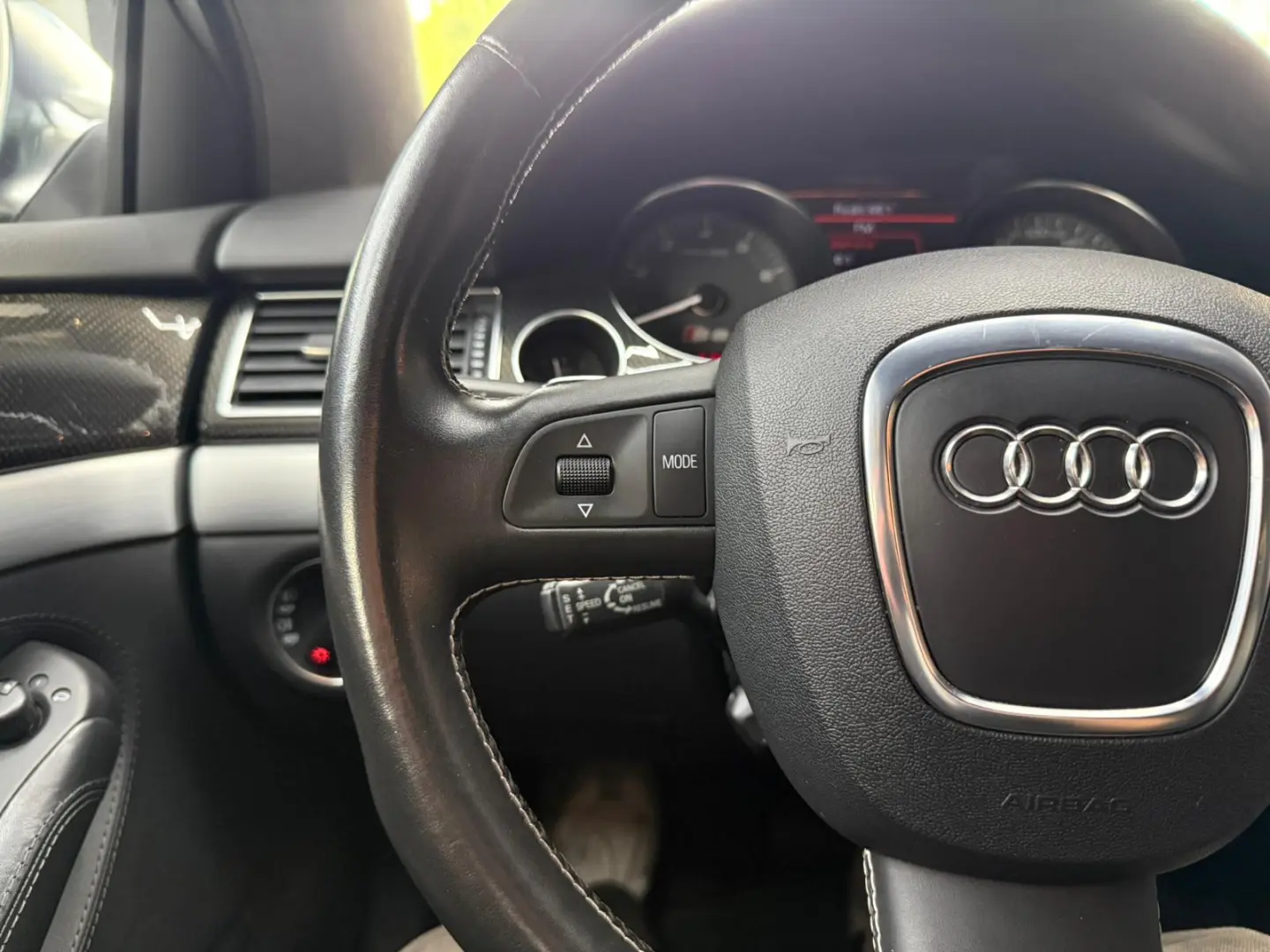Audi S8 5.2 FSI quattro
